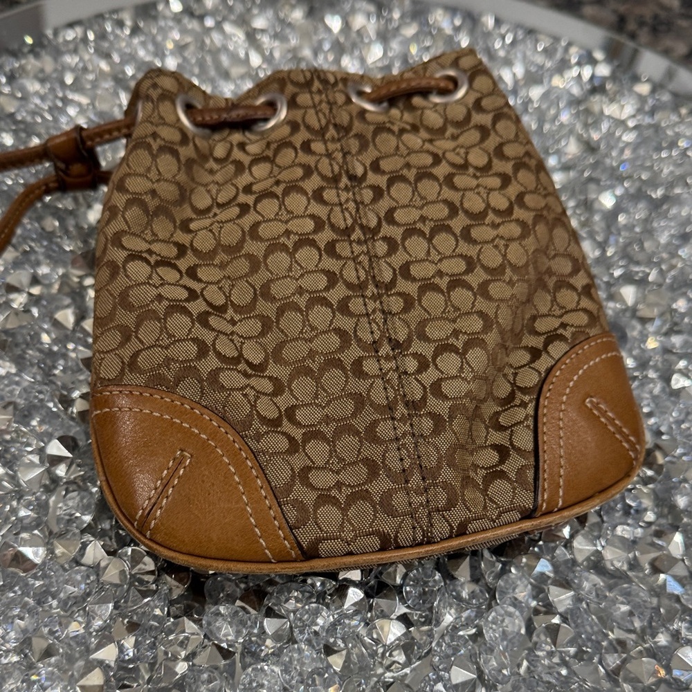 Coach vintage rare Y2K soho Brown Signature drawstring bucket Wristlet - Picture 7 of 16